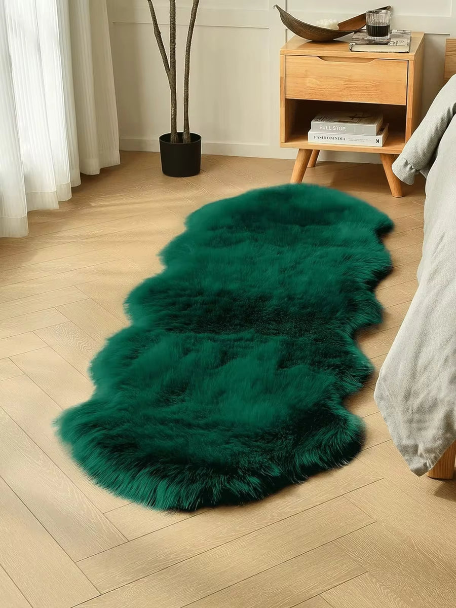 1pc Soft Faux Fur Rug, Deep Green Fluffy Carpet, Suitable For Living Room/Bedroom Floor, Machine Washable, Can Be Used For Chair, Sofa, Bedside, Creating Luxurious Modern Home Decor, Also Suitable For Christmas Decoration